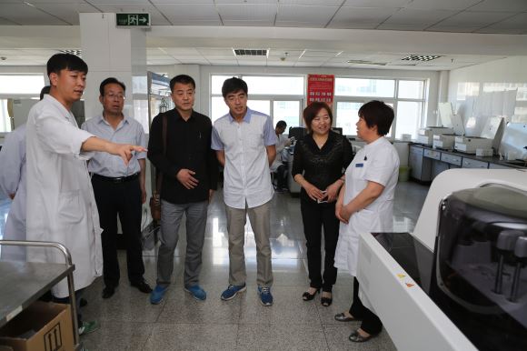 彭陽縣人民醫(yī)院同仁實地參觀.JPG