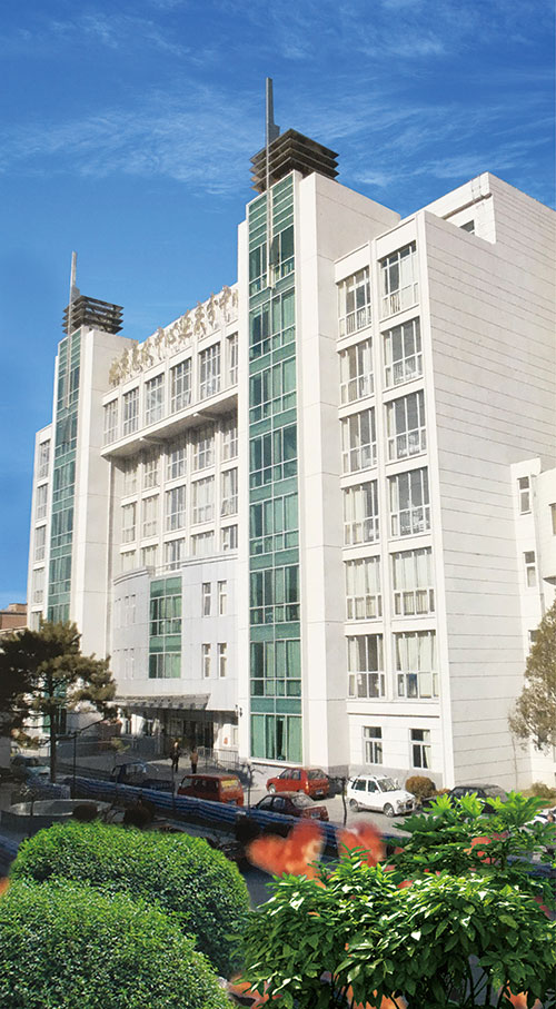 10、2005年啟用的急救中心大樓.jpg